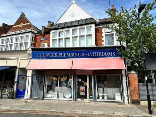 60 Southfield Road, Chiswick, London, W4