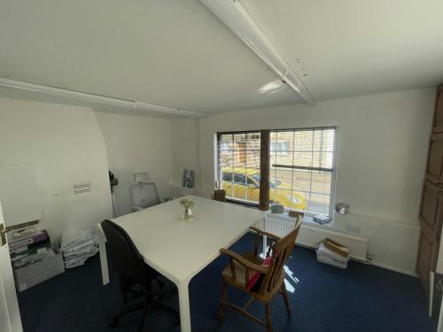 37 High Street, Long Crendon, HP18