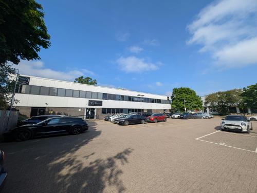 Unit 6 & 7, Byfleet Technical Centre, Canada Road, Byfleet, KT14