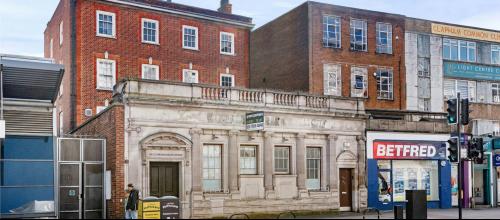 145 Clapham High Street, Clapham, London, SW4