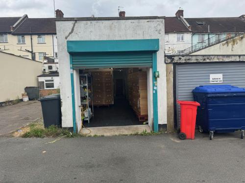 425 & 427 Honeypot Lane, Stanmore, HA7
