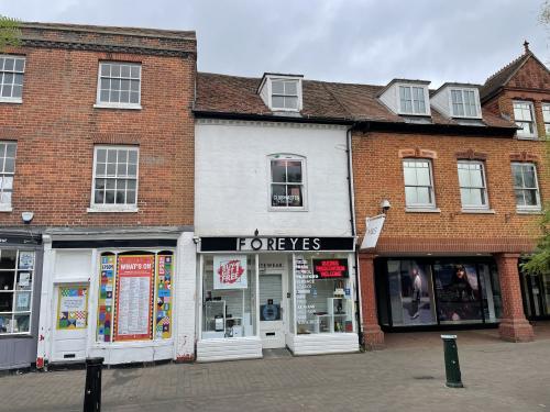 131 High Street, Epsom, KT19