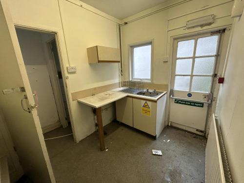 119 Plaistow Road, Plaistow, London, E15