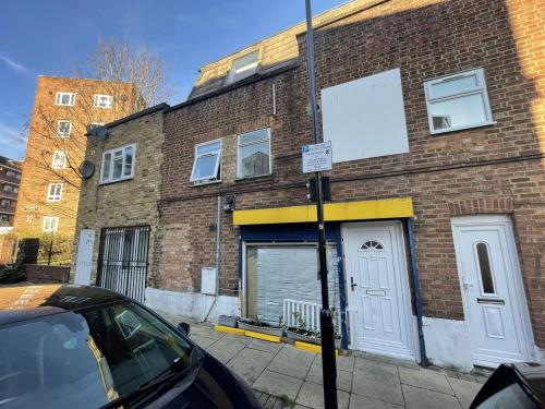 253b Well Street, Hackney, London, E9