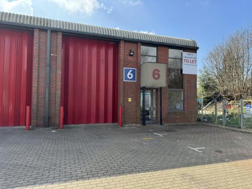 Unit 6, Heathlands Industrial Estate, Heathlands Close, Twickenham, TW1