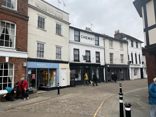 2 Church Street, Romsey, SO51
