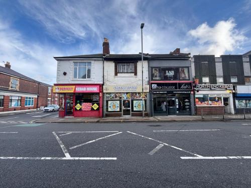 14 London Road, Portsmouth, PO2