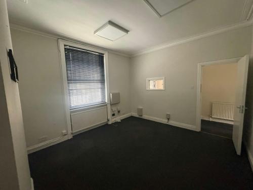 66 Paddenswick Road, Hammersmith, London, W6