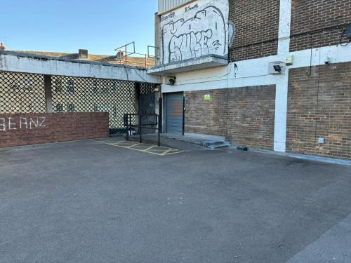 23-25 Kirkgate, Shipley, BD18