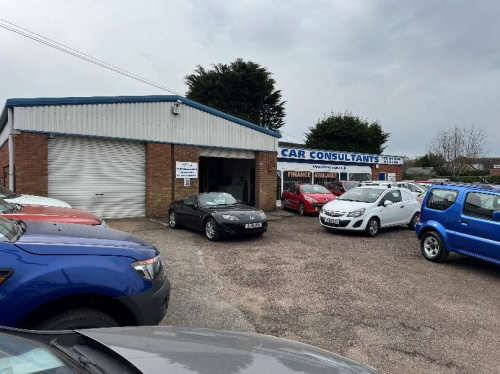 Ufton Garage, Southam Road, Ufton, Leamington Spa, CV33