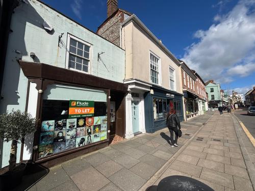 19a, South Street, Chichester, PO19