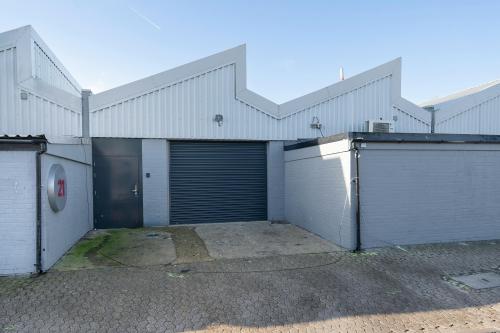 Unit 19, Zennor Trade Park, Balham, London, SW12