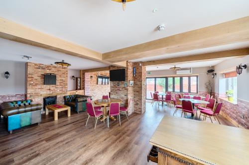 Highwayman, Lynn Road, Walton Highway, Wisbech, PE14