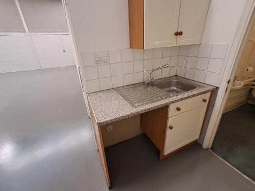 Unit 16, Swift Centre, 41 Imperial Way, Croydon, CR0
