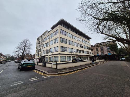 Refuge House, 9-10 River Front, Enfield, EN1