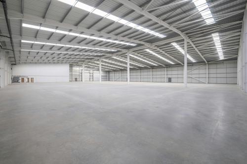 Unit 2, Bingley Road, Hoddesdon, EN11