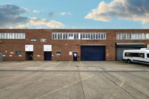 Unit 4, Blackwall Trading Estate, Lanrick Road, Poplar, London, E14