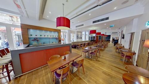 126A Southampton Row, Bloomsbury, London, WC1B