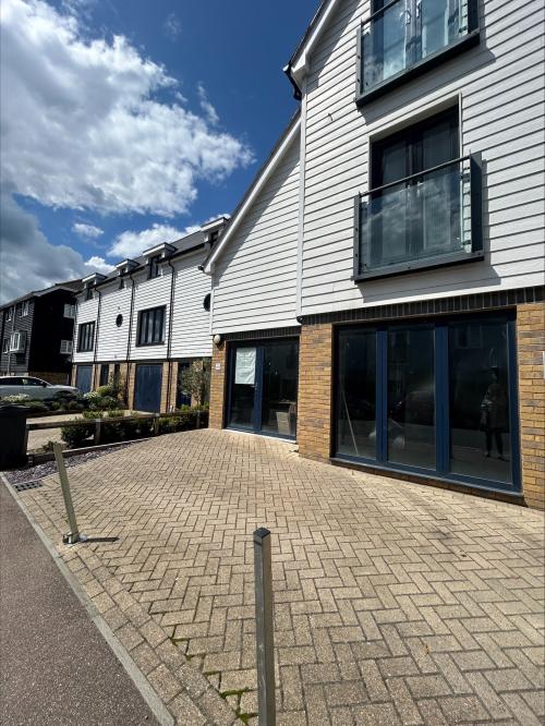 12 Diamond Road, Whitstable, CT5