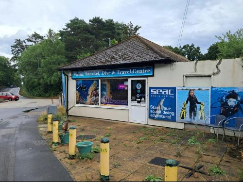 Brookers Corner, Crowthorne, RG45