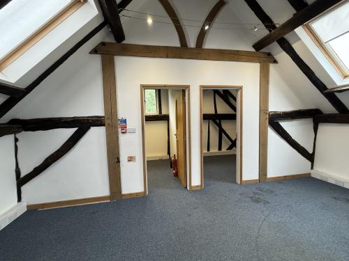 The Barn, Dawes Farm, Bognor Road, Warnham, Horsham, RH12