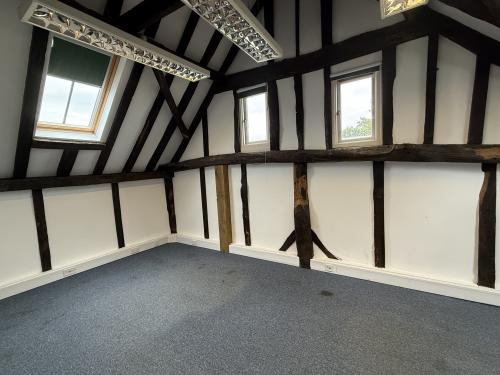 The Barn, Dawes Farm, Bognor Road, Warnham, Horsham, RH12