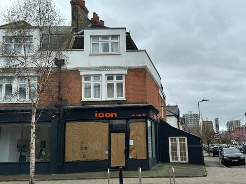 18 Coombe Road, Kingston upon Thames, KT2