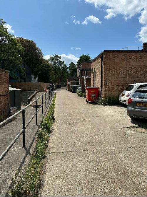 23 High Street, Esher, KT10