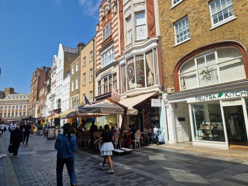 12 South Molton Street, Mayfair, London, W1K