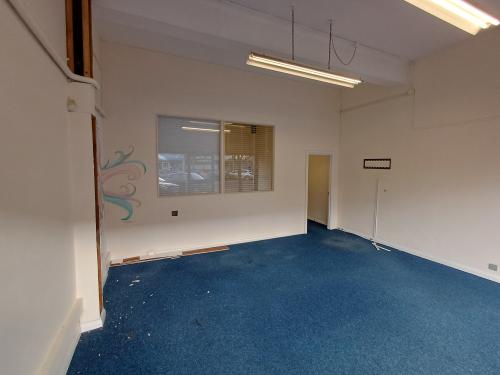 3 Leeming Road, Borehamwood, WD6