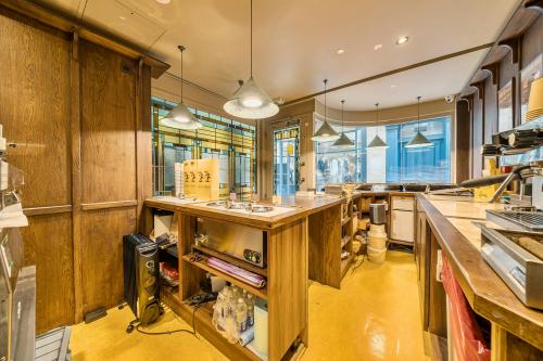 5 Bow Lane, City, London, EC4M