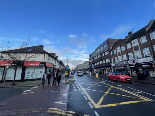 Unit 5A 3-19, High Street, Barkingside, Ilford, IG6