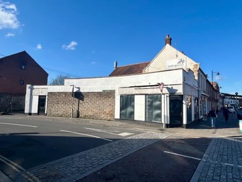 56 Bartholomew Street, Newbury, RG14