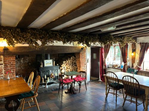 Half Moon Inn, The Street, Rushall, Diss, IP21