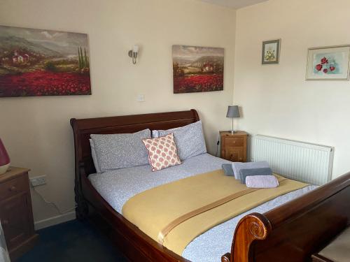 Half Moon Inn, The Street, Rushall, Diss, IP21