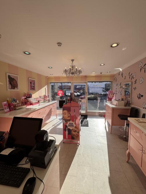 222 High Road, Loughton, IG10