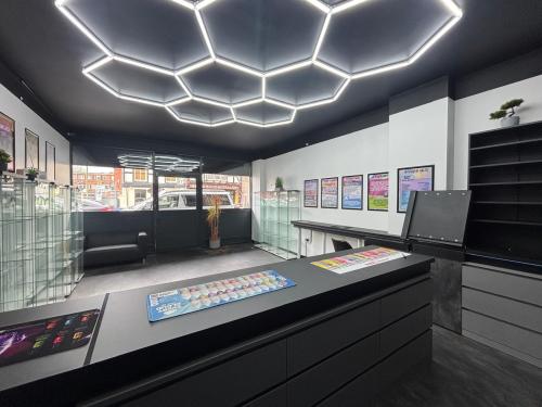Unit 5 North Street Arcade, Meridian Shopping Centre, North Street, Havant, PO9