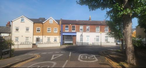 32 Lind Road, Sutton, SM1