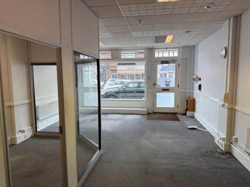 22 Hill Avenue, Amersham, HP6