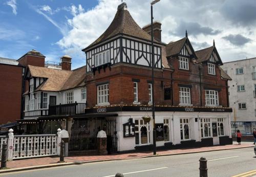 89 High Street, Tonbridge, TN9