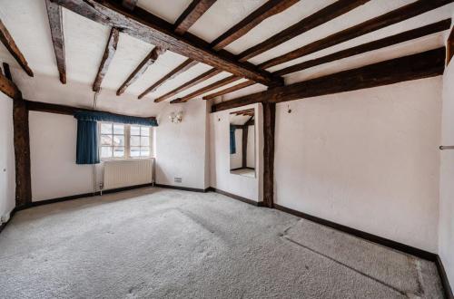 Petts Cottage, High Street, Rotherfield, TN6