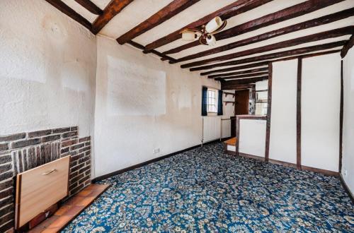 Petts Cottage, High Street, Rotherfield, TN6