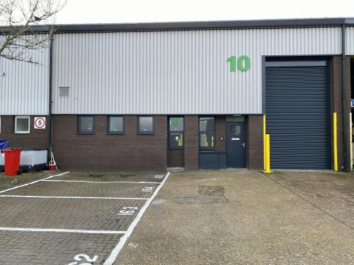 Unit 10, Spa Trade Park, Longfield Road, Tunbridge Wells, TN2