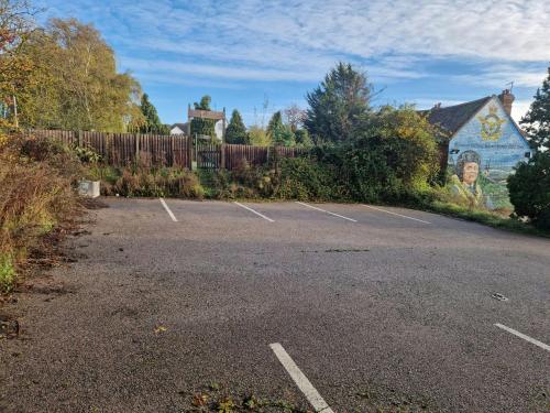The Hop Pole, Maidstone Road, Nettlestead, Maidstone, ME18