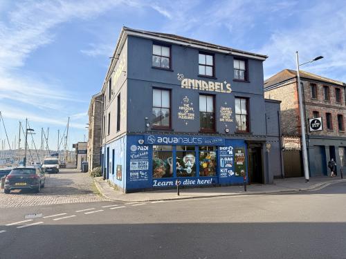 88 Vauxhall Street, Plymouth, PL4