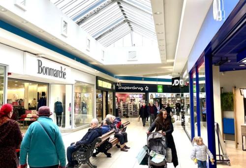 Unit 29, The Shires Shopping Centre, Trowbridge, BA14
