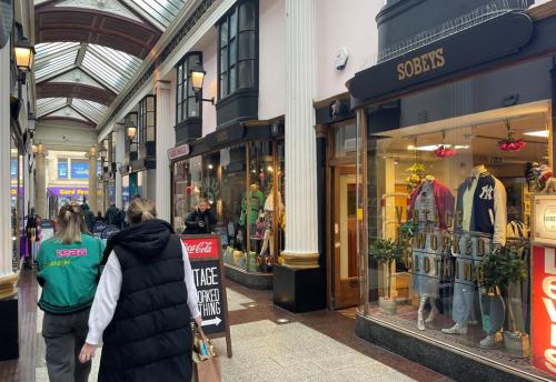 6-7 The Arcade, Bristol, BS1