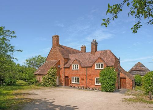 Paddock Land New, House Farmhouse, Farm Building, Westcott, Aylesbury, Buckinghamshire, HP18