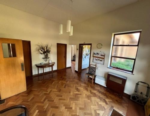 13-15 Church Lane, Oxted, RH8