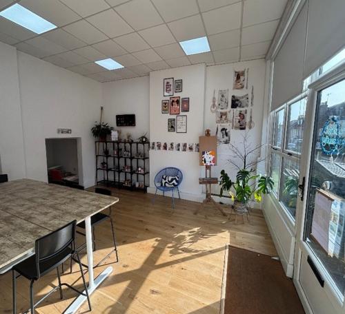 47 Somerset Road, Redhill, RH1